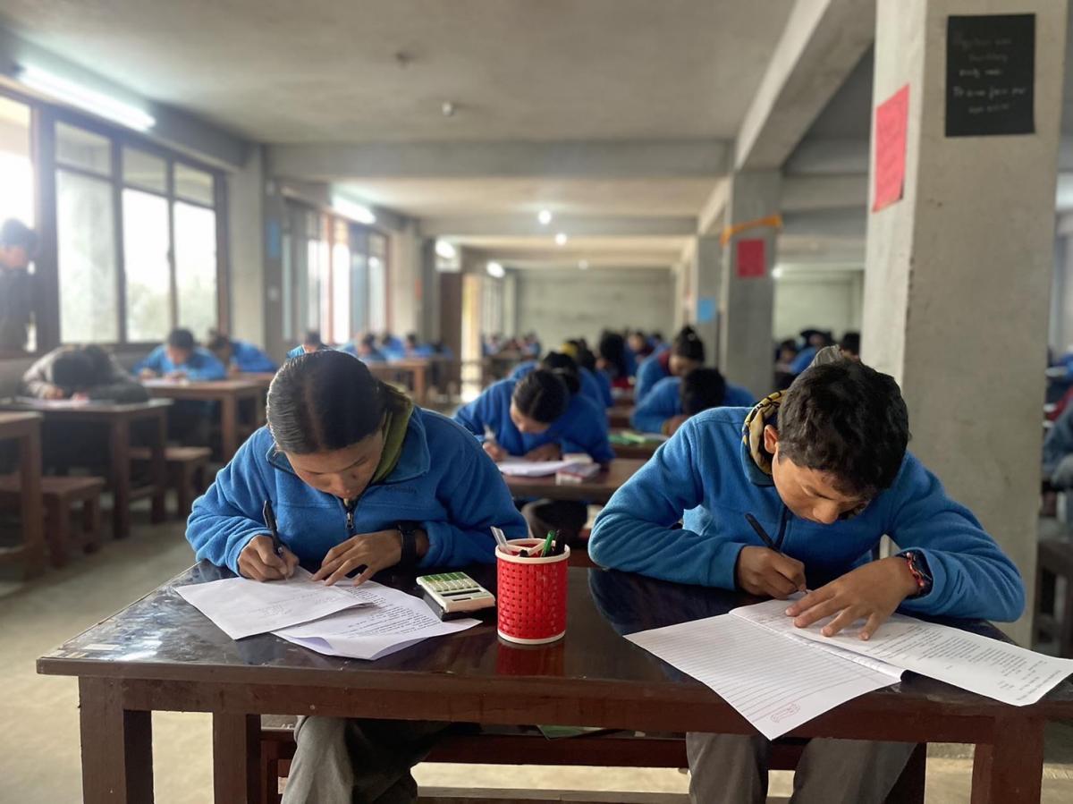 山下校區的學習照片 Study hard images at Arkhet Campus